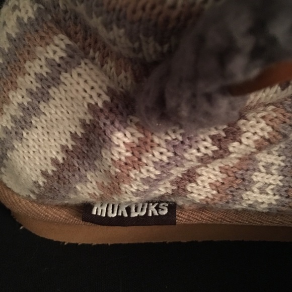 MucLuks button up Sherpa lined sweater slippers-5 - Picture 8 of 8